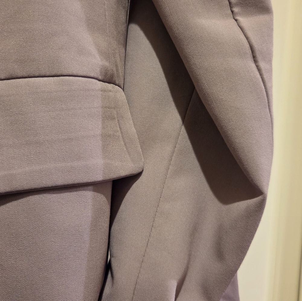Women's Lilac Single-Button Blazer Jacket - Picture 8 of 9